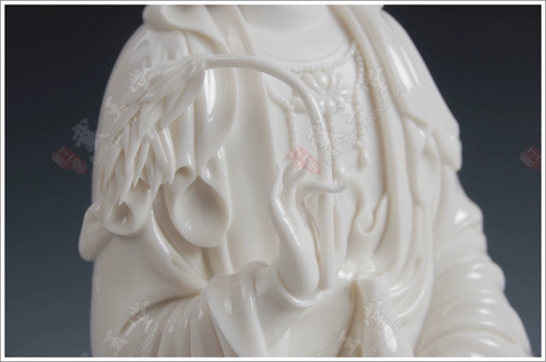 [СКИДНАЯ ДНЯ Благодарения] Статуя Дай Ютанг Керамика Гуаньян Будда Статуя дома поклоняется домашним украшениям Гуаньин Бодхисаттва