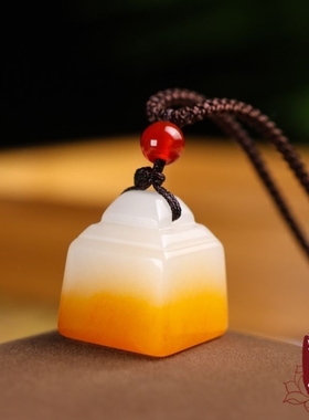 新疆金丝玉印章吊坠定制玉石篆刻素面印章篆刻姓名刻祝福语鸡油黄