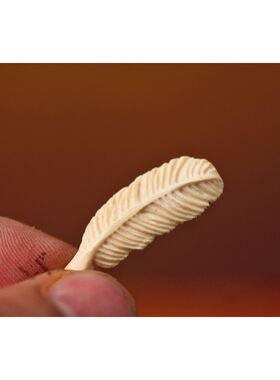 雕刻羽毛吊坠尊犸艺品猛犸象牙