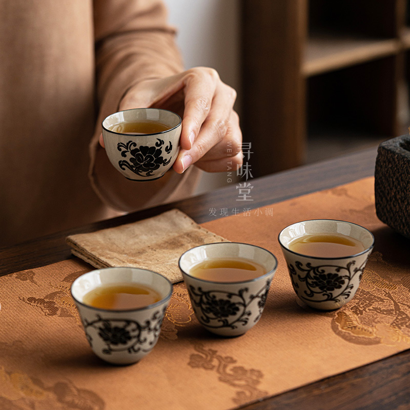 民窑雕花品茗杯｜复古风小茶杯磁州窑青灰釉陶瓷家用中式功夫茶具 - 图2