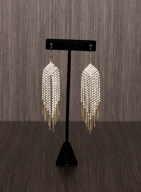 样板房衣帽间梳妆台轻奢衣柜软装女士首饰摆件包包套装