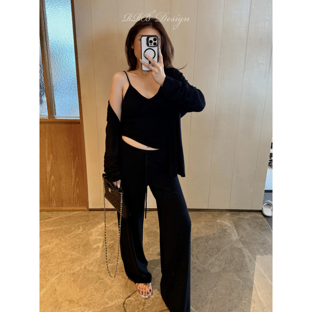 ໂສ້ງຂາຍາວແບບ Knitted Cardigan Camisole ຊຸດສາມສ່ວນ