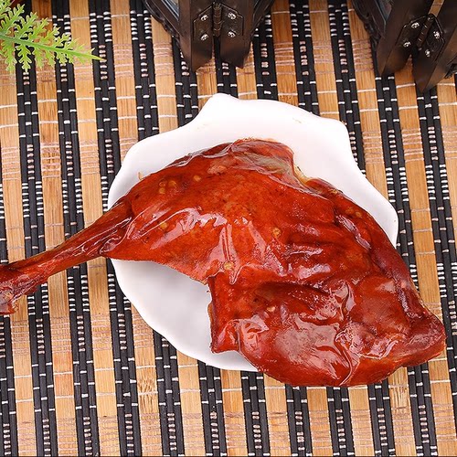 新疆包邮盐焗大鸭腿麻辣腿熟食整箱鸡腿卤味小吃零食开袋即食夜宵 - 图3