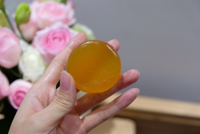 岁月给予 老客享 美好 蜜蜡琥珀皂 纯天然琥珀蜜蜡粉手工制作 岁月给予 老客享 美好 蜜蜡琥珀皂 纯天然琥珀蜜蜡粉手工制作