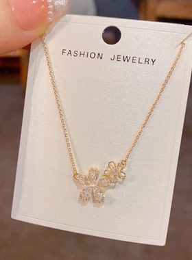 花朵珍珠项链高级感锁骨链