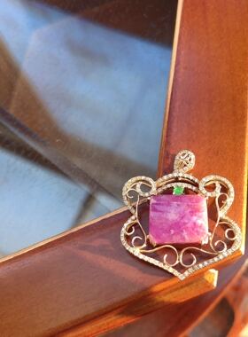 方块舒俱来苏纪石镶嵌吊坠长命锁