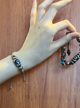 九秘坊天然老料三眼虎牙天珠手串