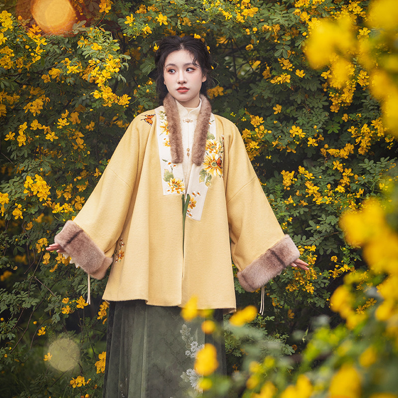瞳莞原创一举夺葵直领对襟大袖短袄毛呢外套向日葵汉服马面裙套装,淘宝优惠券,粉丝福利购,淘宝优惠卷
