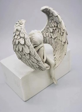 家居墙壁装饰雕像抱腿天使摆件