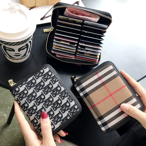 Вместительный и большой картхолдер, маленькая изысканная антимагнитная брендовая сумка через плечо, коллекция 2023, популярно в интернете