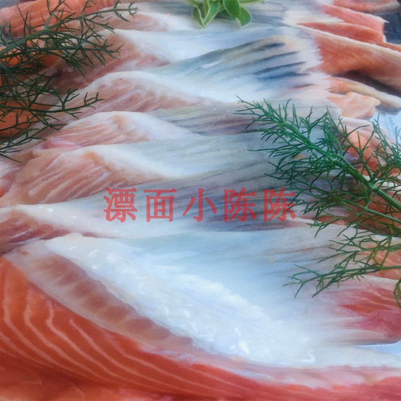 法罗进口三文鱼鱼鳍三文鱼边角料400g 新鲜分割三文鱼鳍翅 - 图0