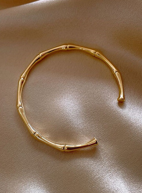 设计感女士竹节手镯饰品