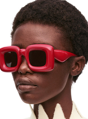 充气感膨胀方形大框墨镜