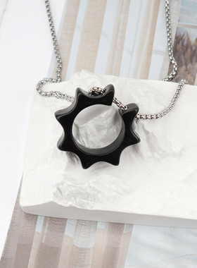 隐山檀木太阳吊坠手工情侣礼物