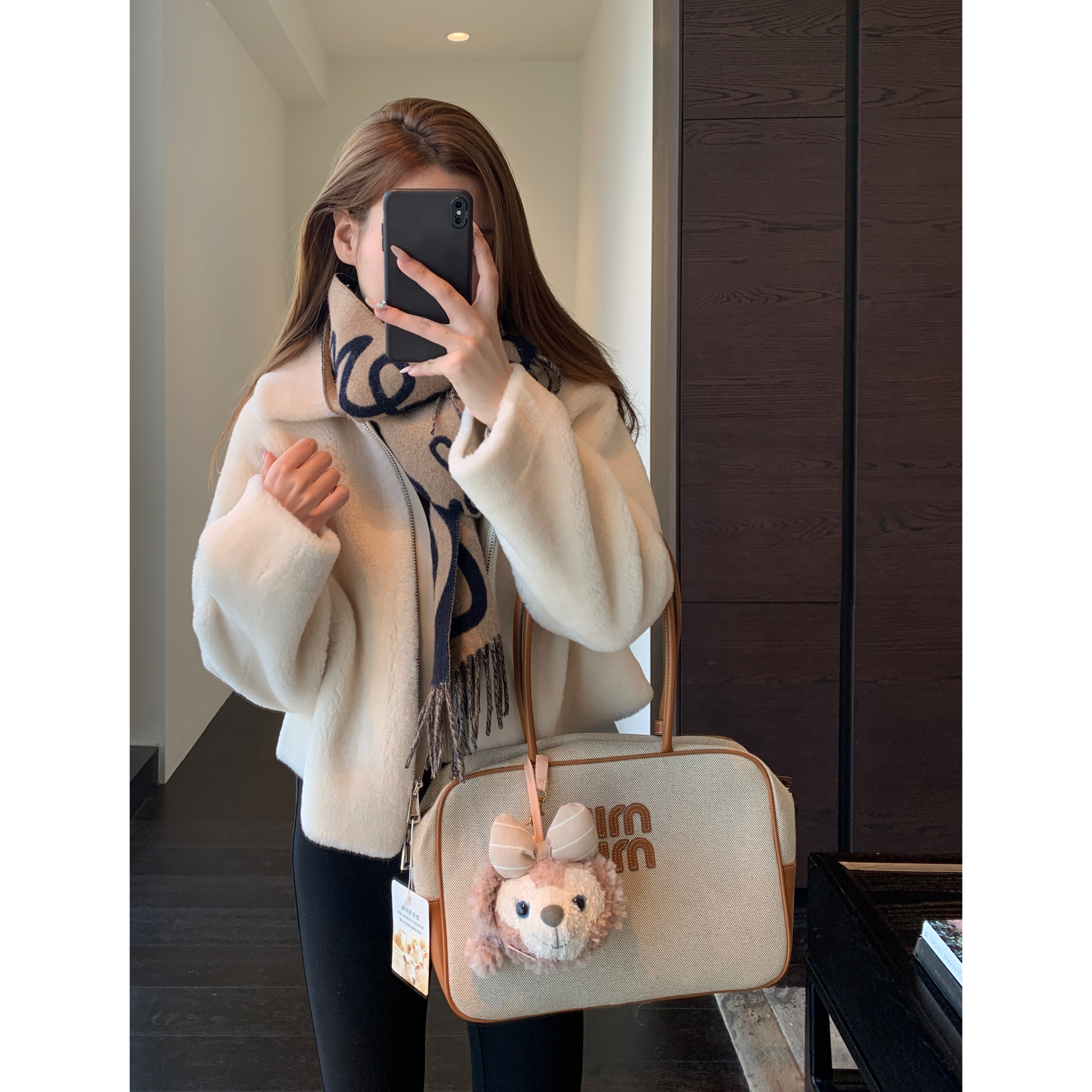 AMR UU◆北欧小众 氛围感皮毛一体毛绒短外套女上衣2025新款冬秋,淘宝优惠券,粉丝福利购,淘宝优惠卷