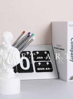 ins摆件样板间书桌台面万年历