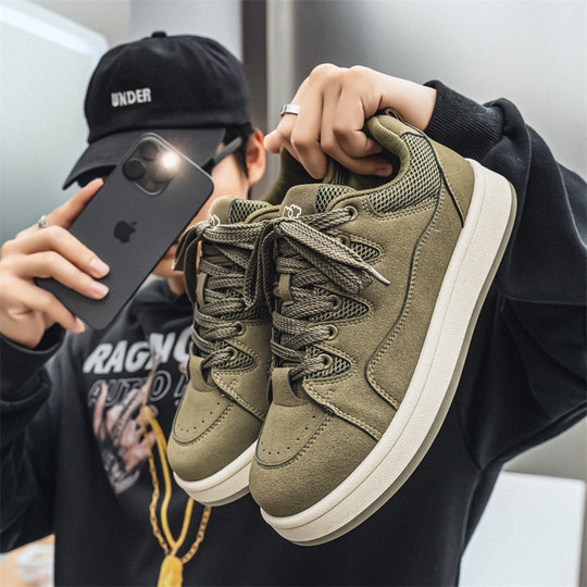 Men's shoes, trendy shoes, original American high street thick-soled sneakers, men's ins internet celebrity, versatile niche design, Hong Kong style shoes