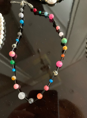 每条都好看又百搭彩色珠短项链