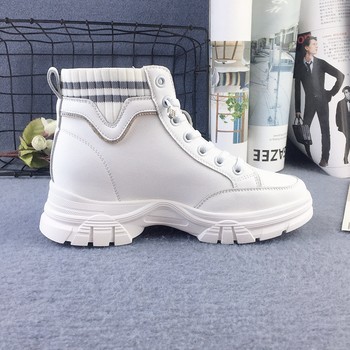 43 ໜັງແທ້ Counter Broken Code 2022 Spring and Autumn New Korean Style Round Toe Platform Sole Elastic Strap Women's High Top Casual Shoes