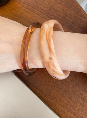 不规则宽边手环亚克力树脂手镯