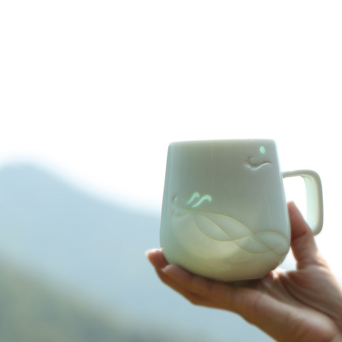 山水间龙凤玲珑杯景德镇陶瓷杯马克杯家用办公创意杯子定制高颜值 - 图1