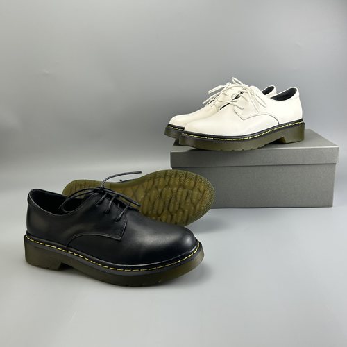 D家16年老店 推荐！女皮鞋 百搭实线女马丁单鞋 个性皮鞋 9633 - 图2