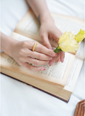 设计感新款扭花开口戒