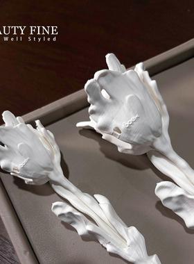 3D简约现代郁金香摆件