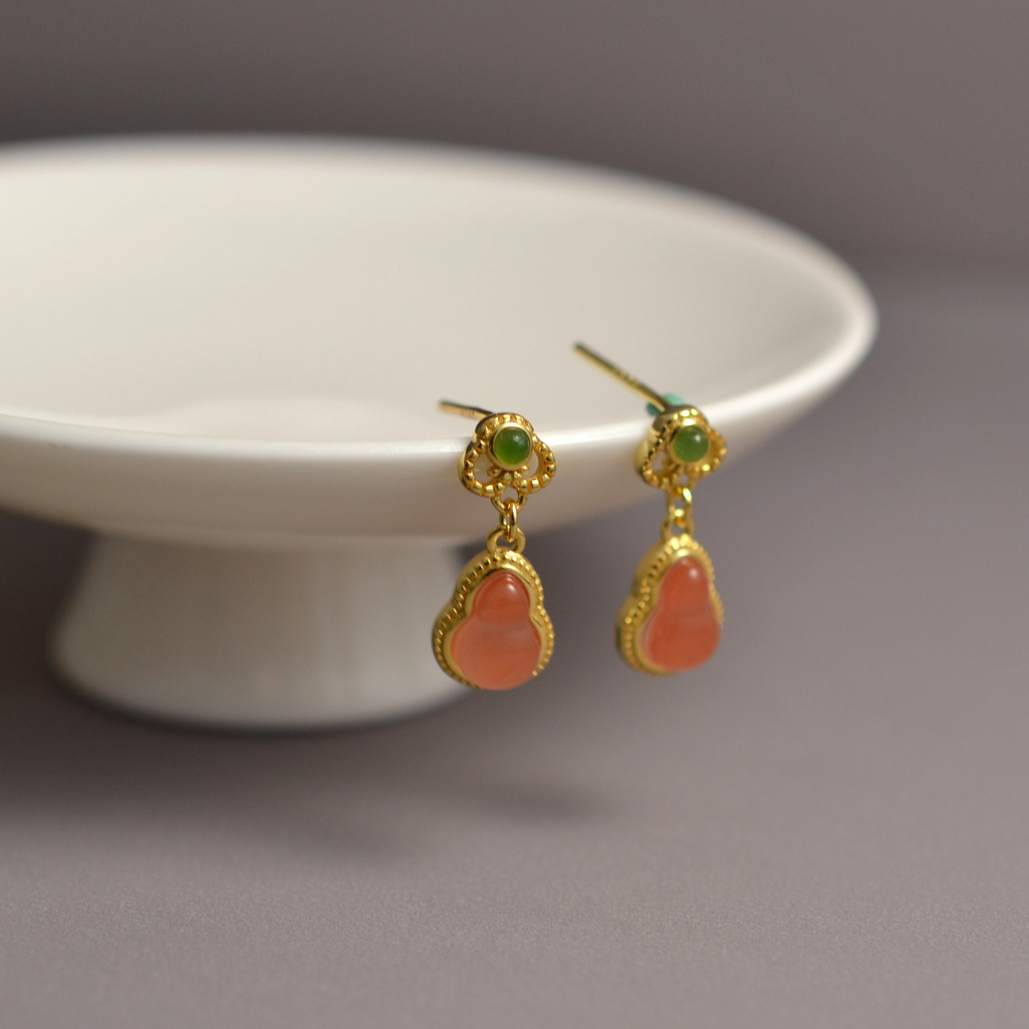 925银镀金水红南红玛瑙葫芦耳钉 国风复古耳环女 气质精致耳饰,淘宝优惠券,粉丝福利购,淘宝优惠卷