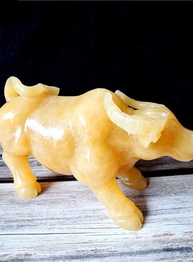 玉石牛生肖黄玉祝福新中式客厅