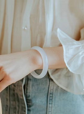 高端白月光冰种荔枝冻玛瑙手镯女扁条古风气质少女年轻玉镯子送礼