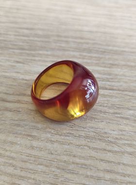 中东蜜蜡黄精灵变色戒指时尚饰品