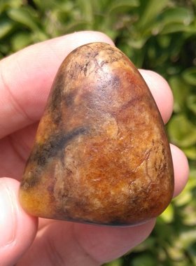 新疆和田玉天然黄沁籽料原石吊坠