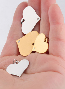 diy白色水钻爱心饰品配件吊坠