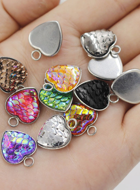 爱心小吊坠挂件RUMNVNTY