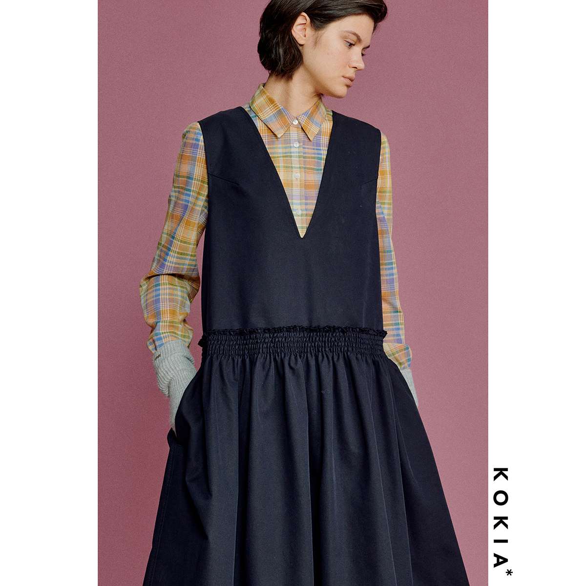 KOKIA 叠穿神器 体量感工装 V领长款连衣裙 - 图2