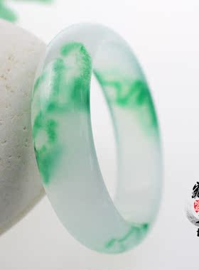 绿色飘花石英岩玉