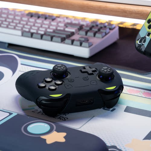 极想Xbox手柄保护套罗小黑正版nspro硅胶套防汗防摔散热ps5手柄套 - 图3