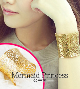 钛钢电镀不掉色镂空复古夸张手环