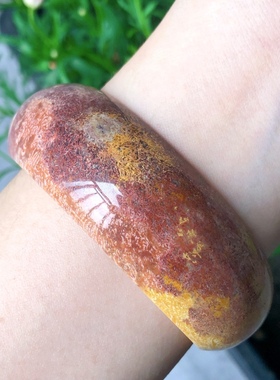 特惠款59圈口天然珊瑚玉手镯紫彩色凤尾纹手环自然光实拍细节图