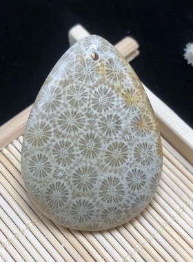 福利款天然珊瑚玉吊坠双面可佩戴水滴吊坠原创设计一物一图饰品