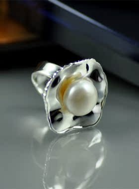 设计感纯银夸张天然淡水珍珠戒指