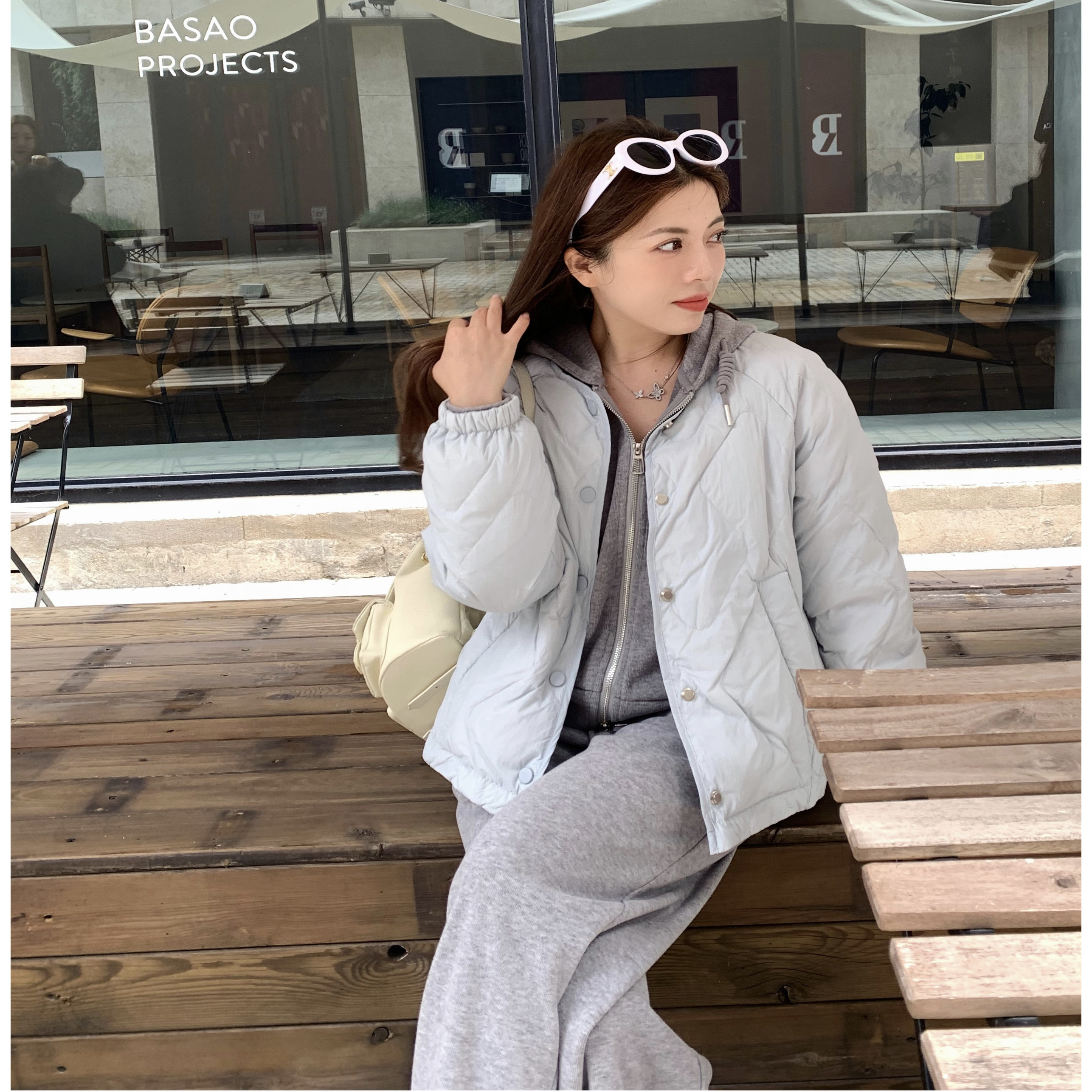 大眼LARGE EYE轻薄菱格羽绒服短款女冬季保暖小个子圆领90白鸭绒