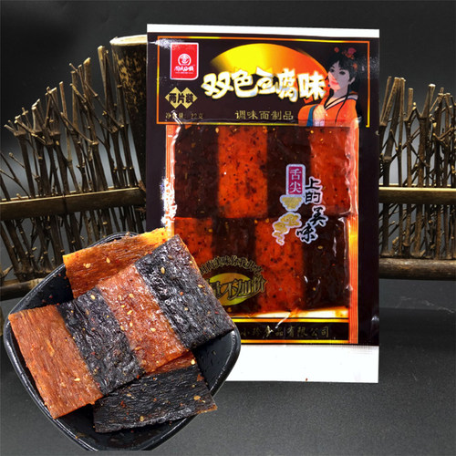 周小玲双色豆腐辣条20g*60袋包邮日本豆腐辣片80后童年怀旧零食 - 图2
