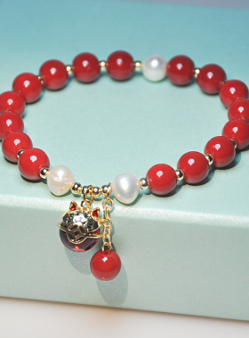 2025年新款潮时尚可爱动物手链女轻奢红色串珠珍珠招财猫流苏手链