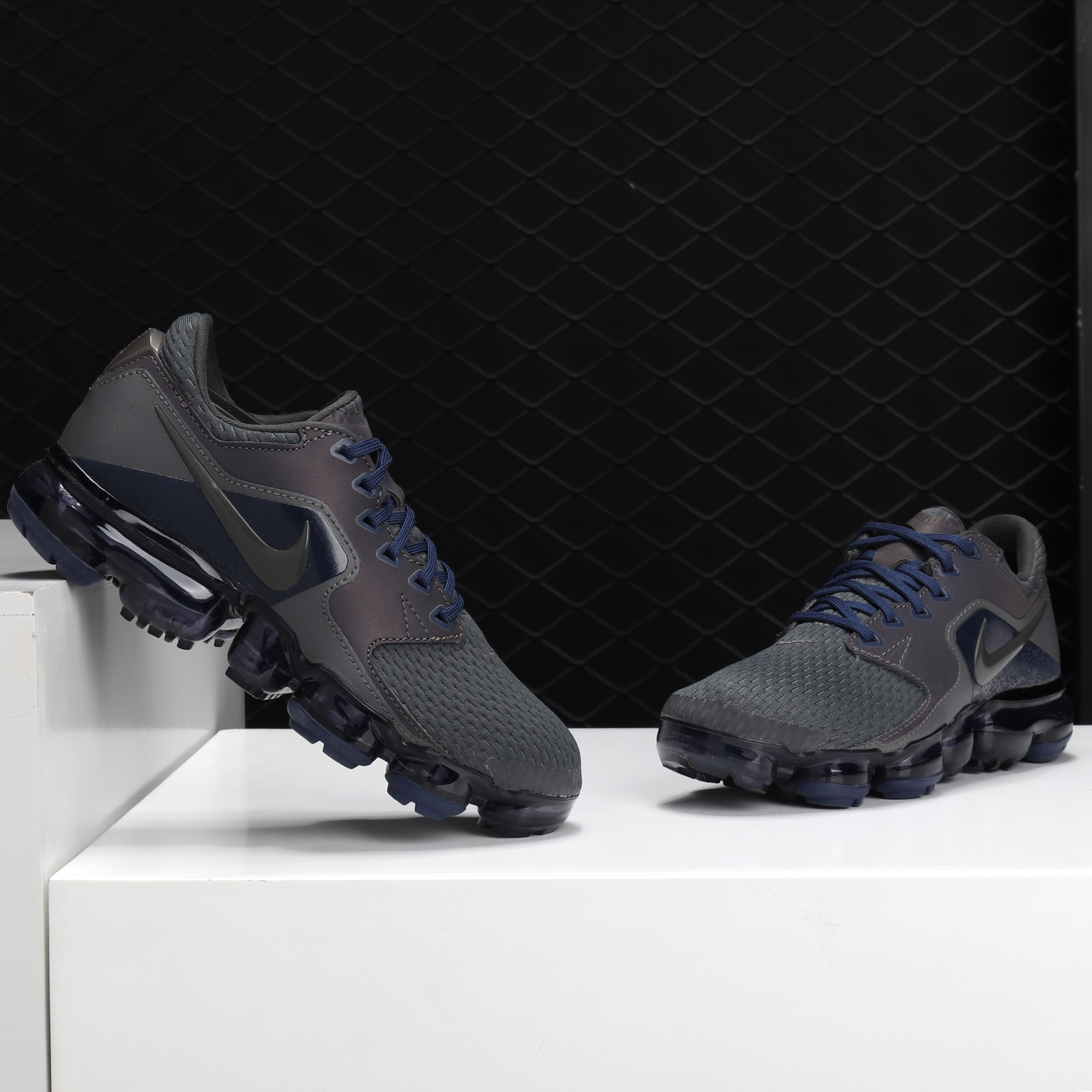 Nike/耐克正品新款 AIR VAPORMAX GS 女子气垫跑步鞋 917963 - 图1