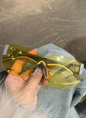 无框连体一片式太阳眼镜女