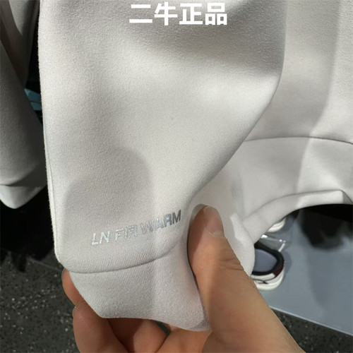 李宁运动卫衣2026春季新款女子健身系列休闲保暖针织上衣AWDW074 - 图3