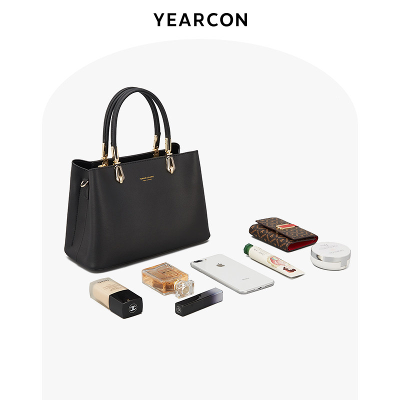 意尔康2021新款百搭质感牛皮斜挎包 意尔康箱包女士包袋