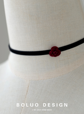菠萝手作复古丝绒酒红玫瑰花项圈